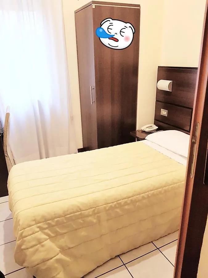 Hotel Catalani E Madrid Milan 2*,  Italie