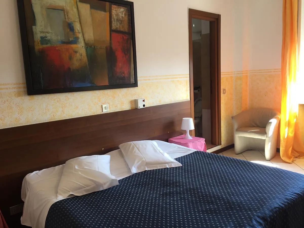 Hotel Catalani E Madrid Milan 2*,  Italie