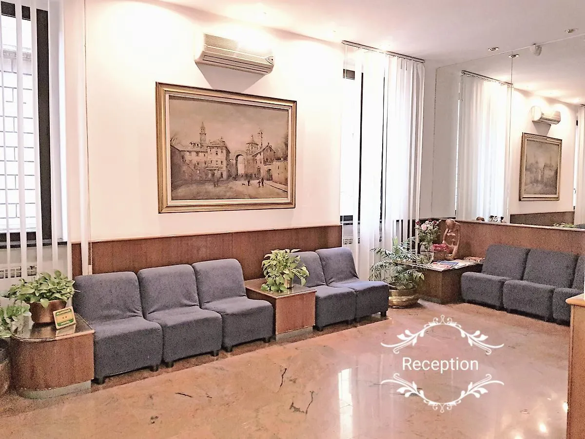 Hotel Catalani E Madrid Mailand