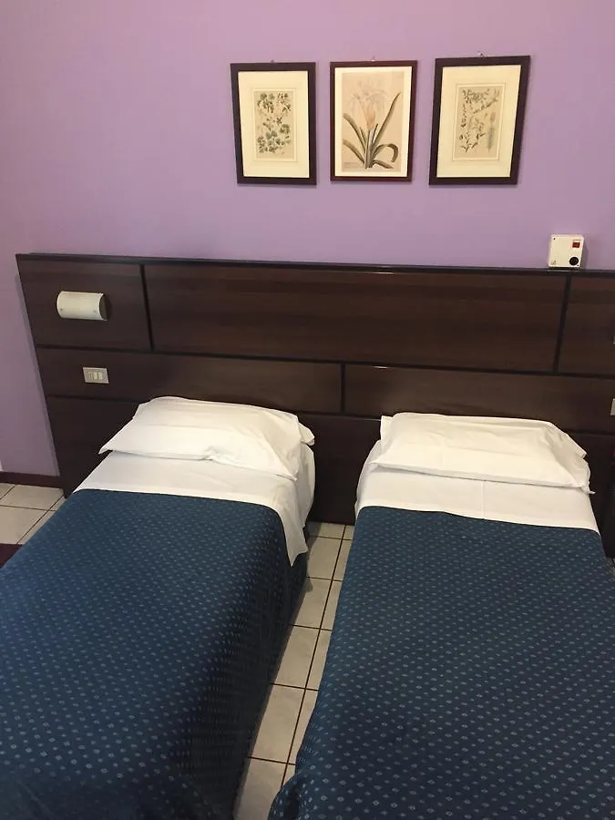 Hotel Catalani E Madrid Mailand