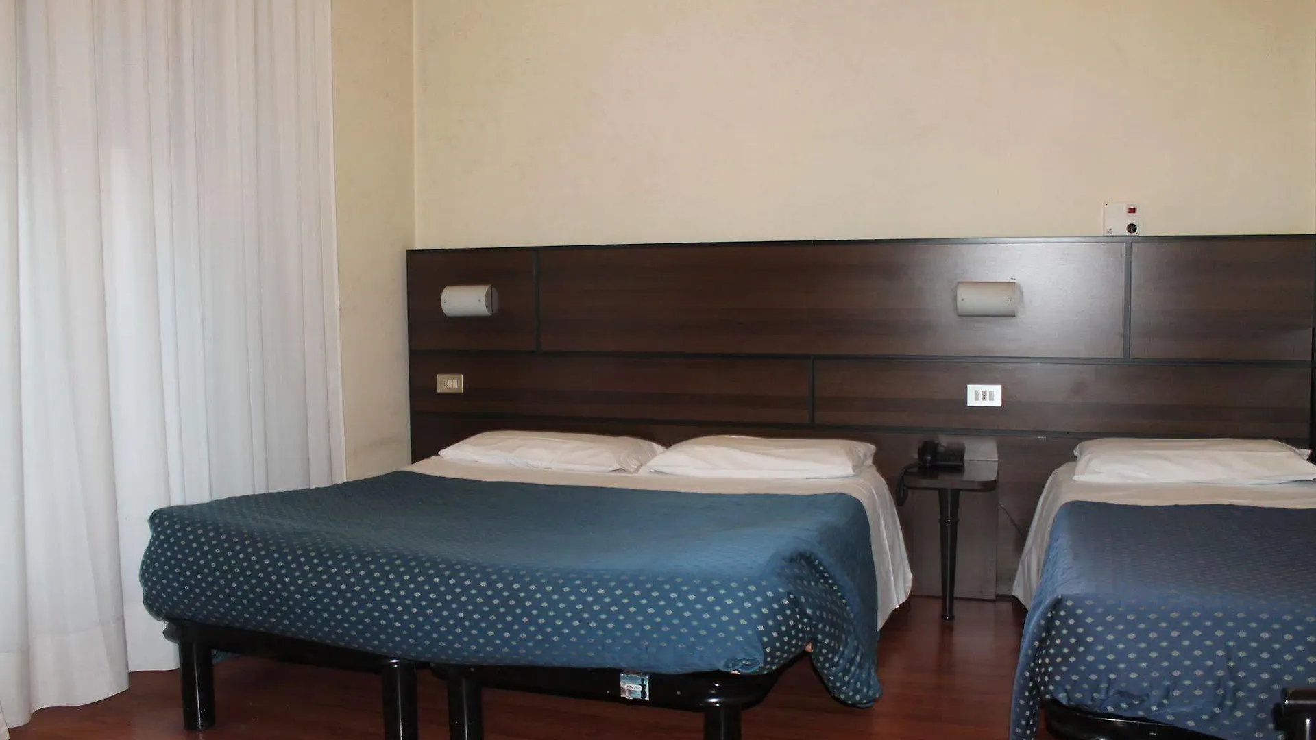 Hotel Catalani E Madrid Mailand 2*,  Italien